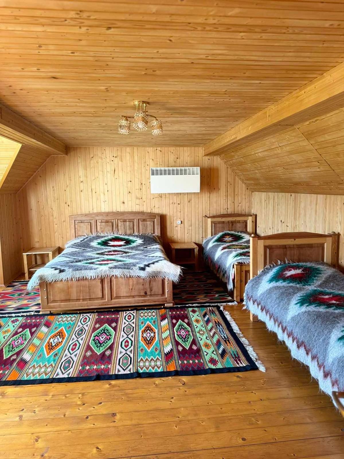 Садиба Кичера Petrashi Bagian luar foto